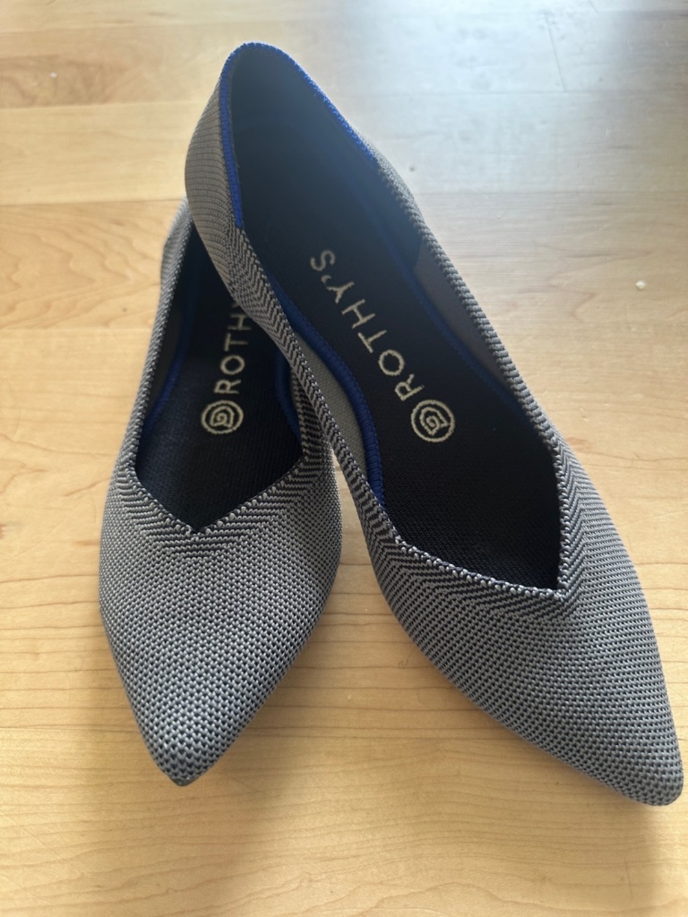 Rothy's Pointed Knit Flats in Gray
